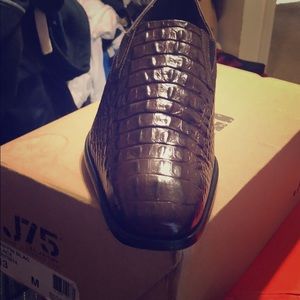 Just want to sell them need money